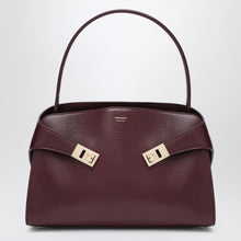  Ferragamo Plum Hug Soft M bag