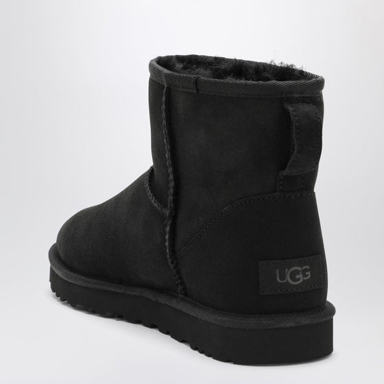 UGG Classic Mini II boots in black