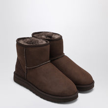  UGG Brown Classic Mini II boots