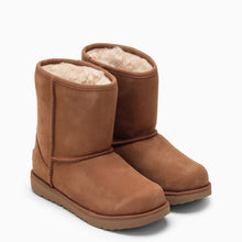  UGG Classic Weather Short chestnut boot