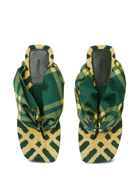 Burberry check pool flat slides