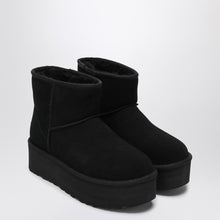  UGG Classic Mini Platform boots black