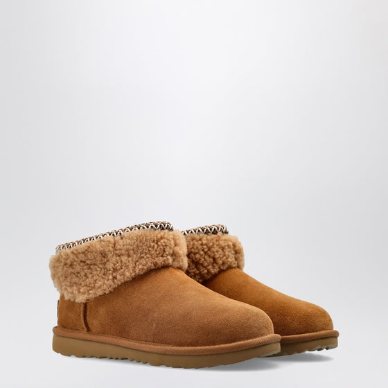 UGG Chestnut Classic Ultra Mini Maxi Curly ankle boots