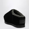 UGG Pumped black slipper