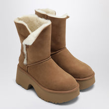  UGG Chestnut Classic Esmee boots