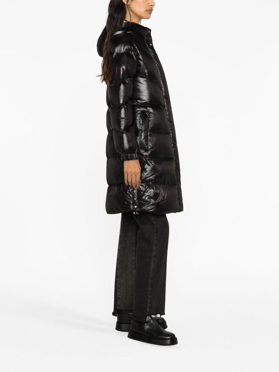 Woolrich quilted raincoat with logo patch