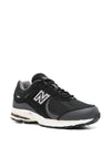 New Balance 2002R Sneakers