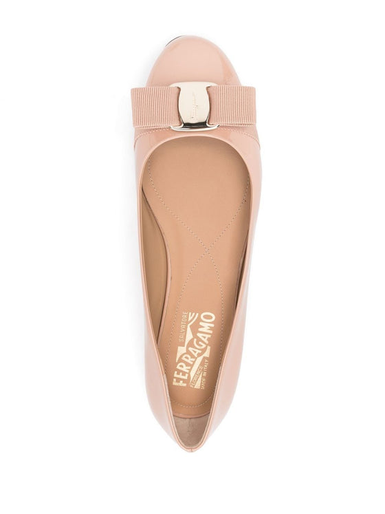 Ferragamo Varina leather ballerinas