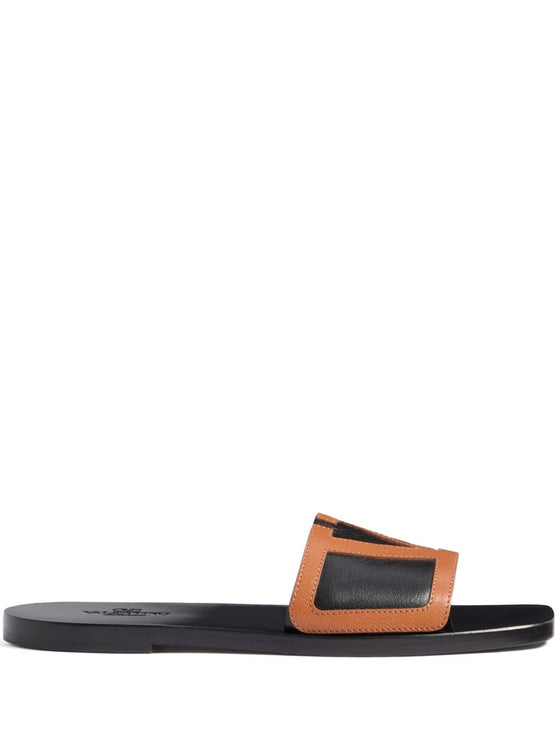 Valentino Garavani Viva Superstar Slide Sandal In Nappa