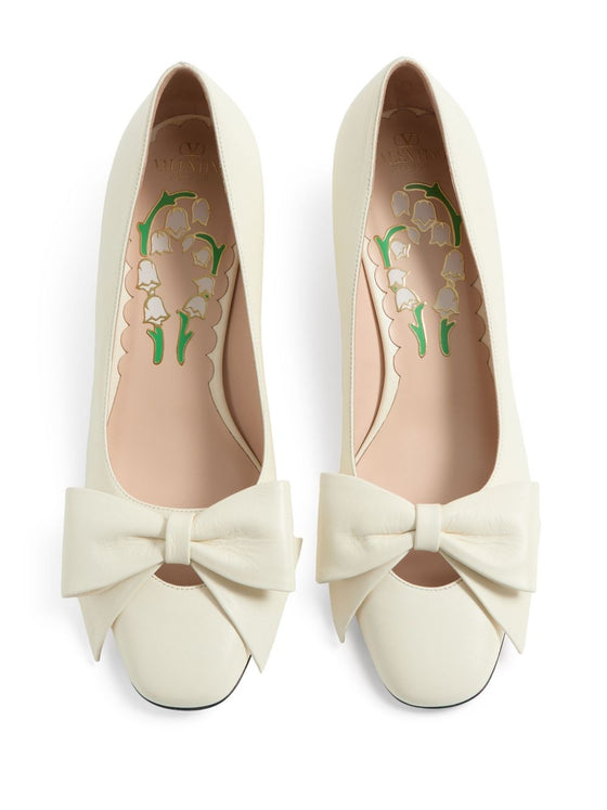 Valentino Garavani Bowow Décolleté In Kid 45mm