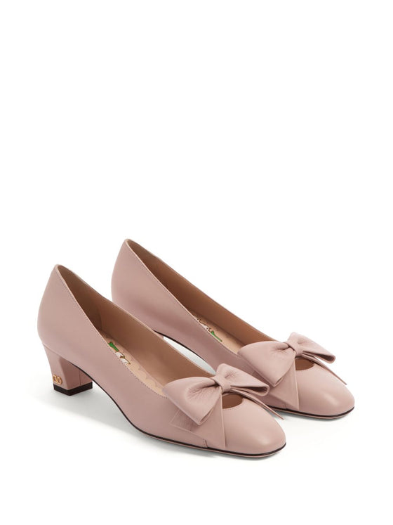 Valentino Garavani Bowow Décolleté In Kid 45mm