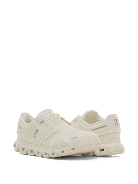 ON RunningCloud 6 sneakers