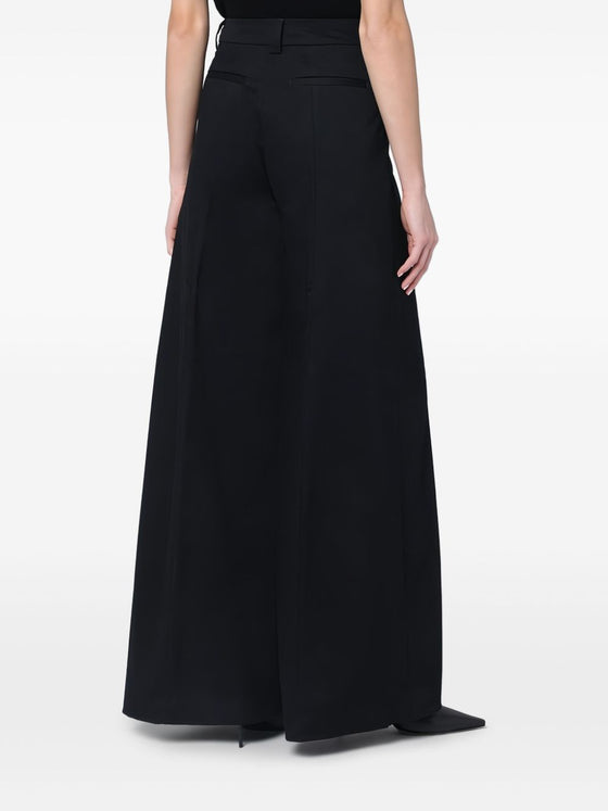 THE LATEST Trousers Black