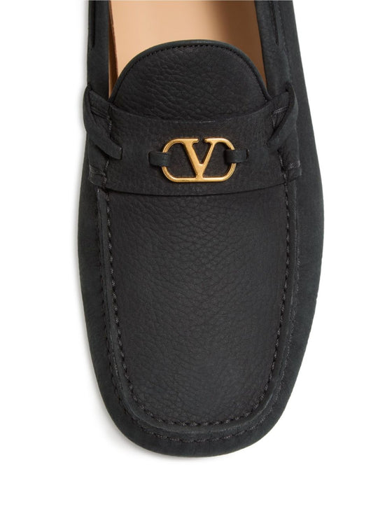 Valentino Garavani Fastaway Driver Moccasin In Deer Suede