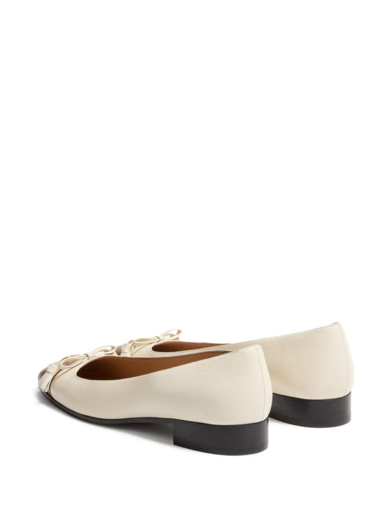 Valentino Garavani Valet Du Roi Ballerina In 25mm Kid
