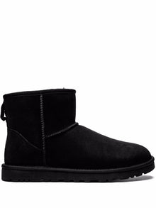  UGG Australia Boots Black