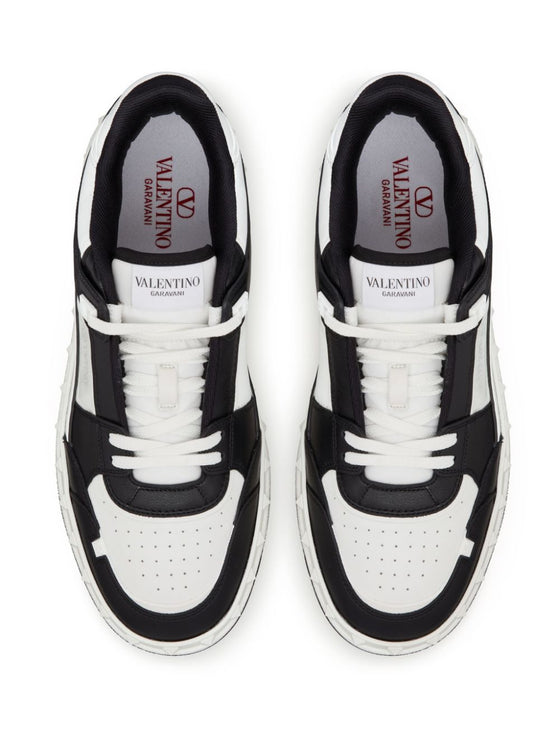 Valentino Garavani Low Top Freedots Sneaker In Calfskin