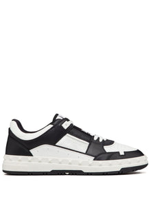  Valentino Garavani Low Top Freedots Sneaker In Calfskin