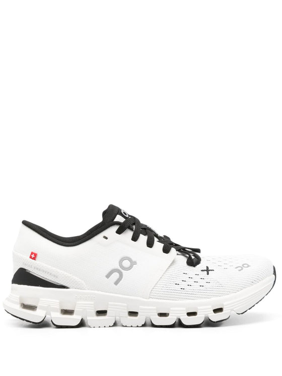 ON Running Cloud X 4 sneakers