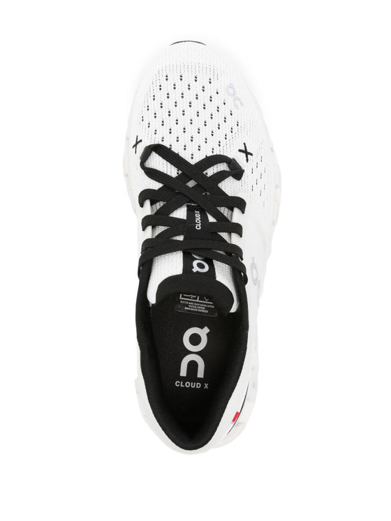 ON Running Cloud X 4 sneakers