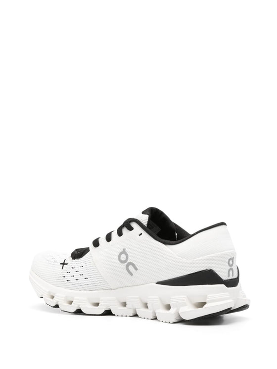 ON Running Cloud X 4 sneakers