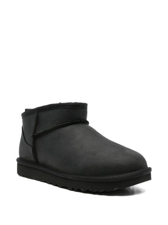 UGG Australia Boots Black