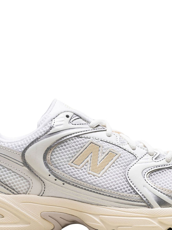 New Balance 530 trainers