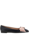 Valentino Garavani Ballerina Bowow in Kid