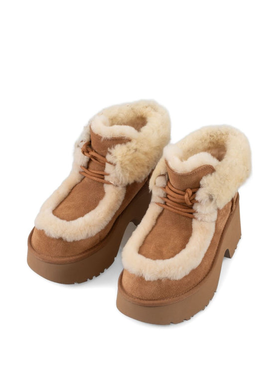 Ugg Australia Esmee Lace Up boots