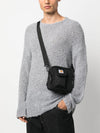 Carhartt Wip Main Essentials logo-patch messenger bag