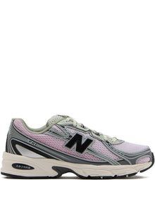  New Balance 740 sneakers