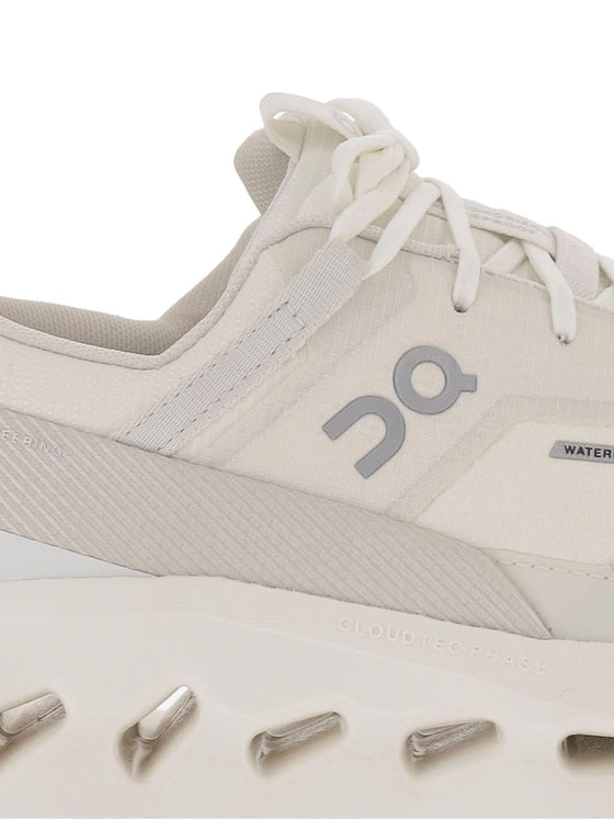 ON Sneakers Ivory