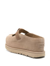UGG Flat shoes Beige