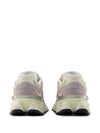 New Balance Sneakers Beige