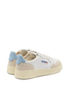 Autry Medalist Low Leather Sneakers