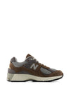 New Balance M2002D Shoes