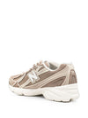 New Balance Sneakers BROWN