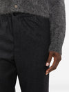 Closed Trousers