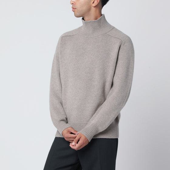 Soft Goat Greige cashmere turtleneck sweater