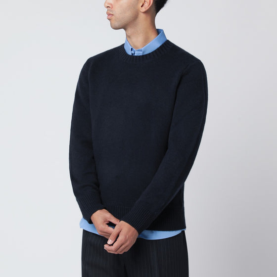 Soft Goat Navy blue cashmere crewneck sweater