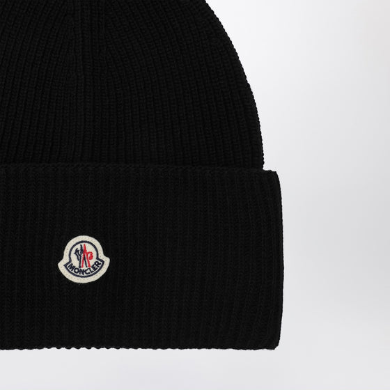 Moncler Black wool beanie with logo patch