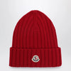 Moncler Cable-knit wool beanie with logo in burgundy