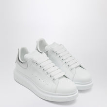  Alexander McQueen Oversize sneakers white/silver croc