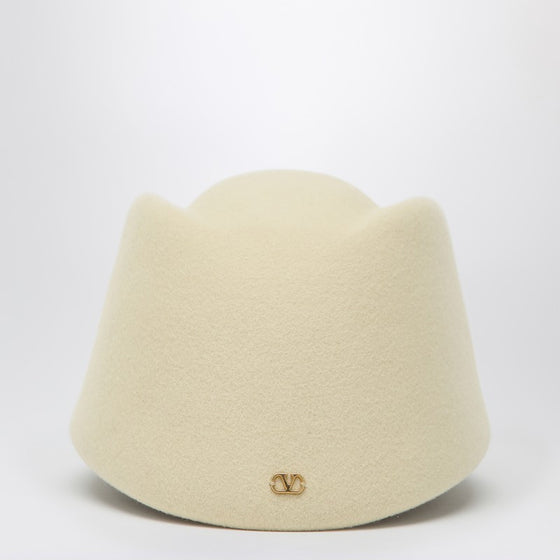 Valentino Garavani Vlogo Signature hat in cream colour wool