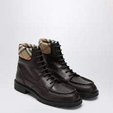  Burberry Brown leather amphibian rogue