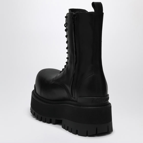 Balenciaga Giant platform boot in black