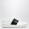 Valentino Garavani Rockstud Untitled white/black sneaker