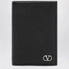Valentino Garavani Black Vlogo grained leather card holder