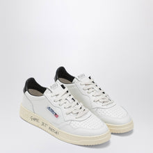  AUTRY Medalist trainer in white/black leather and suede