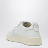 AUTRY Medalist Low Sneakers in white leather with shell detail